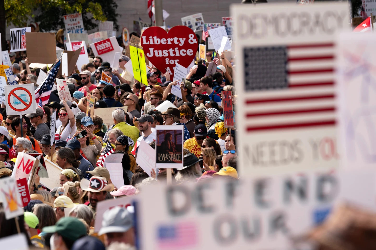 demonstrators-rally